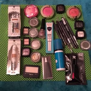 29 piece lot of high end and drug store make up